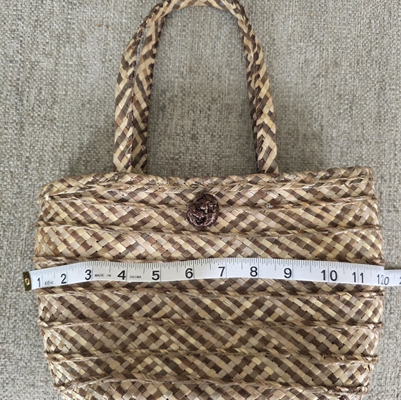 Women’s Straw Purse - Picture 5 of 10